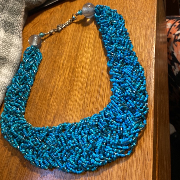 SEED-BEAD CHUNKY COLLAR NECKLACE - Picture 2 of 3